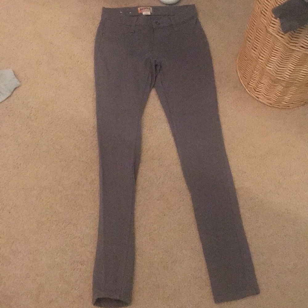 🙌MUDD LIKE NEW GRAY JEGGINGS
